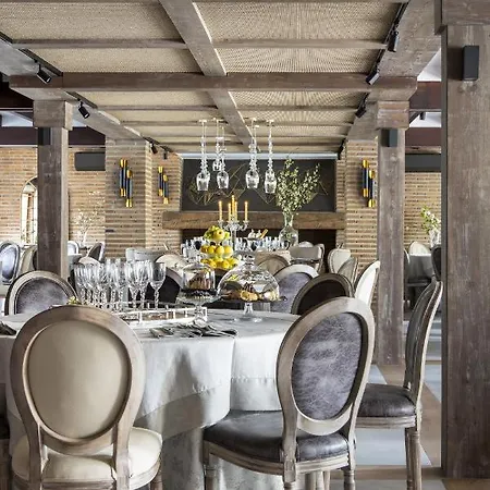 Hotel Boutique Gastronomico Rosales - Singular's 4*